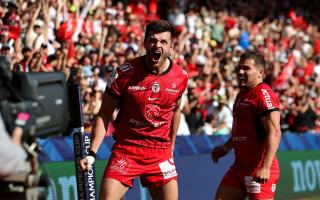 Blair Kinghorn celebrates one of his two tries in Toulouse's quarter-final win over Exeter